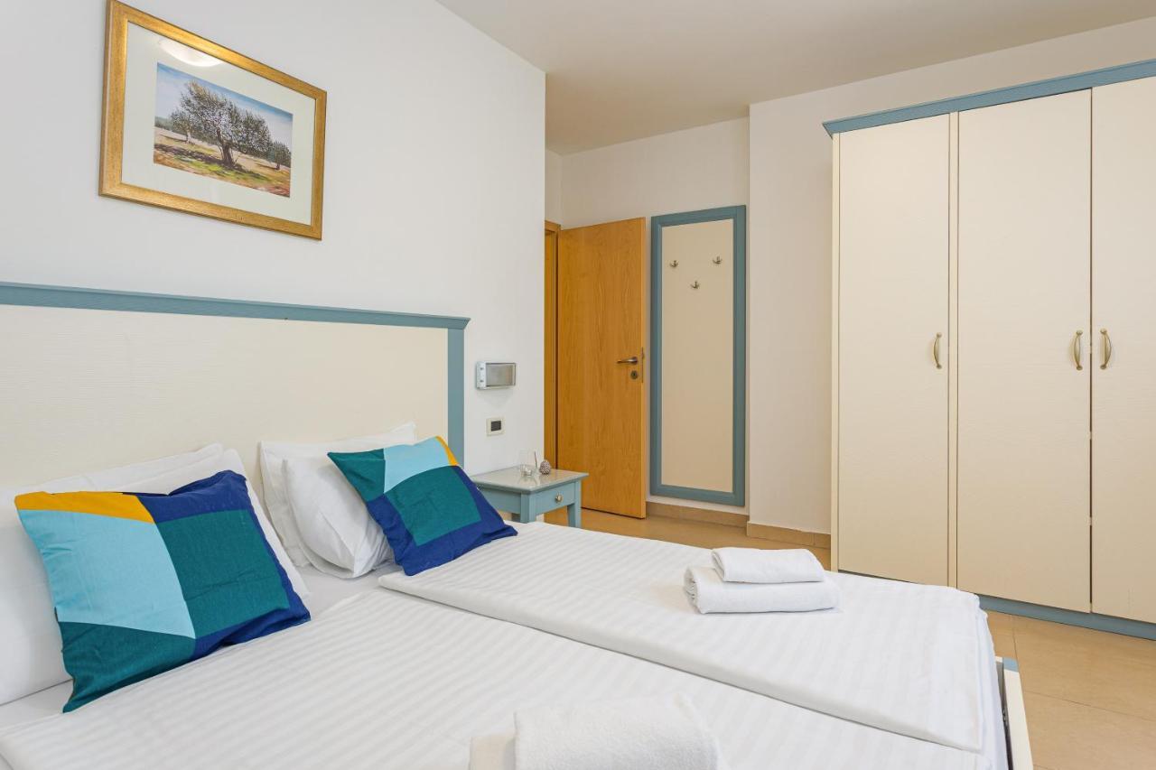 Residence Superior Del Mar Banjole Pokoj fotografie